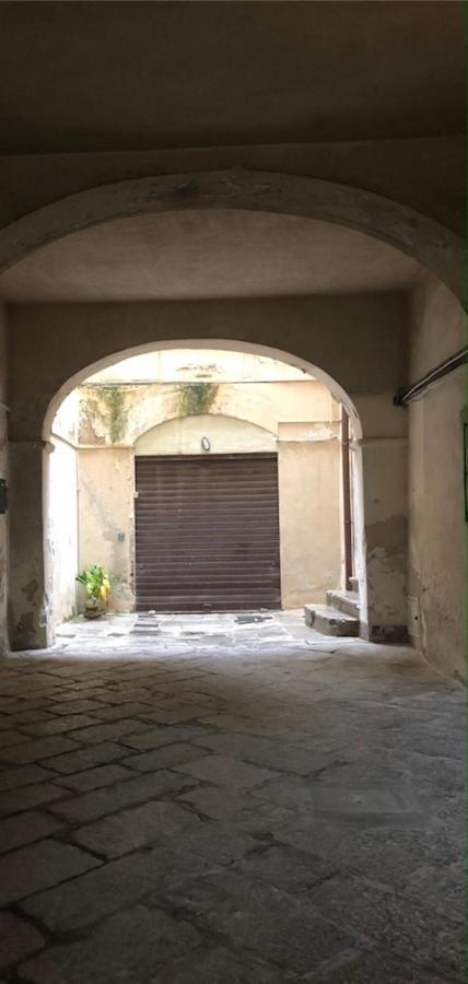 Casa Di Fronte La Cattedrale Apartment Palermo Exterior photo